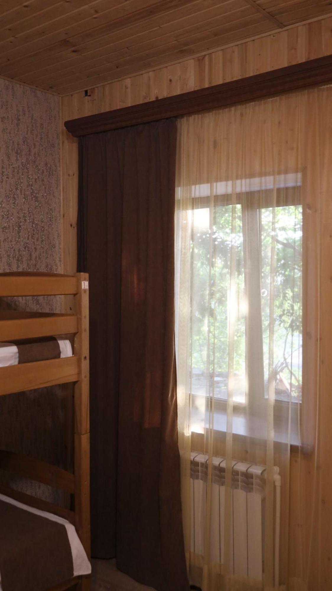 Old Byurakan Gouest House Bagian luar foto